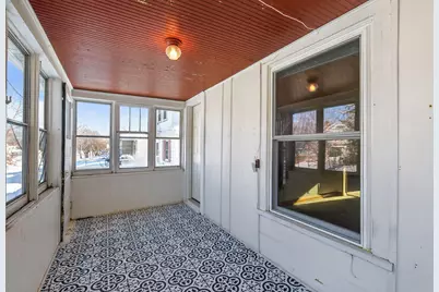 274 Wyoming Street E, Saint Paul, MN 55107 - Photo 4