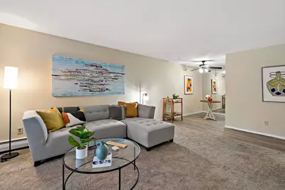 2800 Hamline Avenue N #112, Roseville, MN 55113 - Photo 4