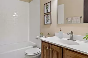 2800 Hamline Ave N, Roseville, MN 55113 - Photo 12