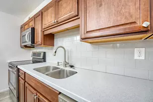 6423 Colony Way, Edina, MN 55435 - Photo 6