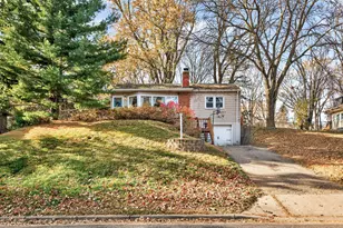 3115 Kyle Ave N, Golden Valley, MN 55422 - Photo 2