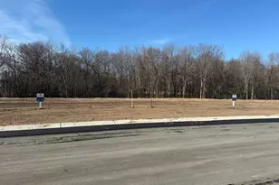 8208 Haywood Dr, Lino Lakes, MN 55014 - Photo 20