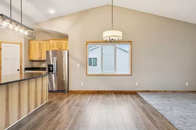 2113 21st Avenue S, Lino Lakes, MN 55038 - Photo 10