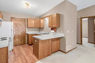 120 Ruth Street N #1, Saint Paul, MN 55119 - Photo 8