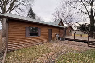 208 21st St S, Benson, MN 56215 - Photo 6