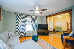 314 Bates Ave, Saint Paul, MN 55106 - Photo 6