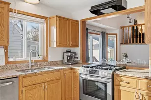 4123 Yates Ave N, Robbinsdale, MN 55422 - Photo 10