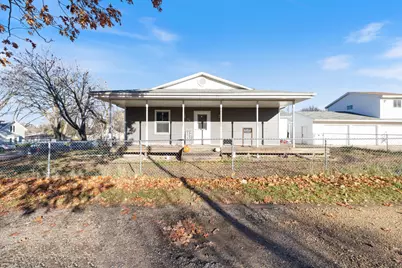 305 N Craig Street, Janesville, MN 56048 - Photo 1