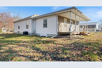 305 N Craig Street, Janesville, MN 56048 - Photo 2