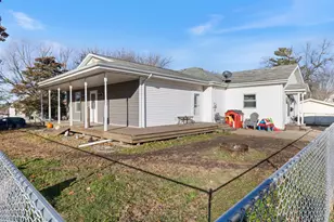 305 N Craig St, Janesville, MN 56048 - Photo 4