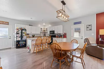 305 N Craig Street, Janesville, MN 56048 - Photo 18