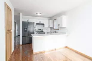 936 Thomas Ave, Saint Paul, MN 55104 - Photo 18