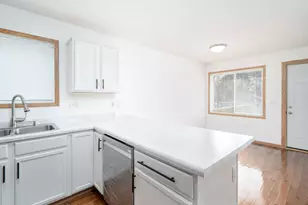 936 Thomas Ave, Saint Paul, MN 55104 - Photo 20