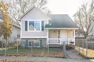 936 Thomas Ave, Saint Paul, MN 55104 - Photo 2