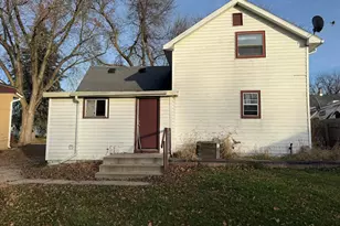 238 Locust Ave, Owatonna, MN 55060 - Photo 4