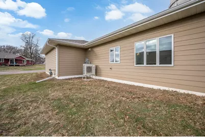 1965 Norway Avenue, Windom, MN 56101 - Photo 38