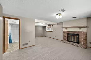 917 94th Ave NE, Blaine, MN 55434 - Photo 28