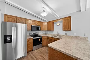 917 94th Ave NE, Blaine, MN 55434 - Photo 4