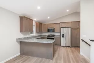 919 Harvest Dr SW, Lonsdale, MN 55046 - Photo 12