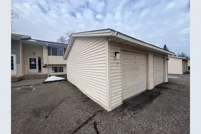 4041 W 125th Street #15, Savage, MN 55378 - Photo 2