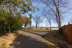 3115 County Road 101 S, Minnetonka, MN 55391 - Photo 32