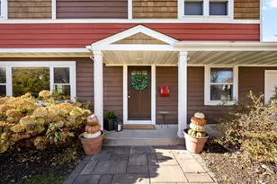 2545 Cavell Ave N, Golden Valley, MN 55427 - Photo 2