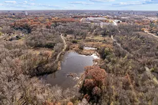 2545 Cavell Ave N, Golden Valley, MN 55427 - Photo 58