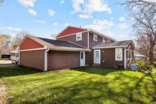 2545 Cavell Ave N, Golden Valley, MN 55427 - Photo 66