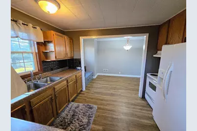 408 2nd Street NE, Pipestone, MN 56164 - Photo 10