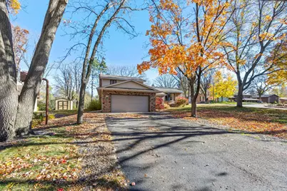11711 Evergreen Circle NW, Coon Rapids, MN 55448 - Photo 12