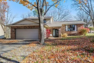 11711 Evergreen Circle NW, Coon Rapids, MN 55448 - Photo 10