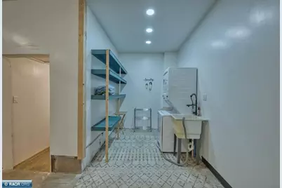 109 E Florida Avenue, Gilbert, MN 55741 - Photo 32