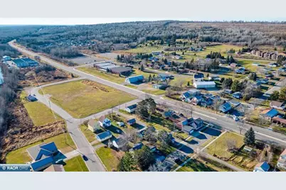 109 E Florida Avenue, Gilbert, MN 55741 - Photo 48