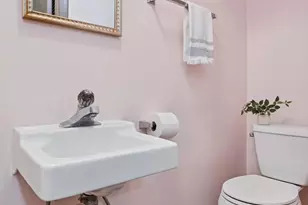 8108 W Franklin Ave, Saint Louis Park, MN 55426 - Photo 46