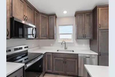 938 Prestwick Drive, Belle Plaine, MN 56011 - Photo 14