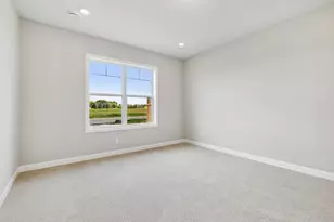 8203 Haywood Dr, Lino Lakes, MN 55014 - Photo 20