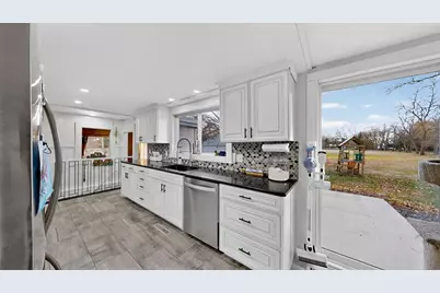 2307 12th Avenue SW, Austin, MN 55912 - Photo 24