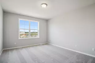 8204 Haywood Dr, Lino Lakes, MN 55014 - Photo 14