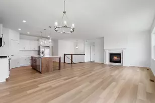8204 Haywood Dr, Lino Lakes, MN 55014 - Photo 6