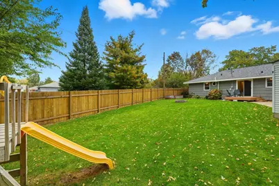 8546 Greenway Avenue S, Cottage Grove, MN 55016 - Photo 10