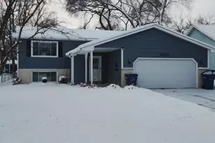 1553 32nd Ave N, Saint Cloud, MN 56303 - Photo 1