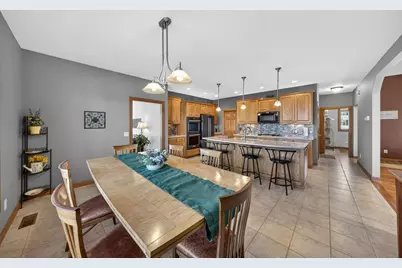 904 Bucknell Boulevard SE, Stewartville, MN 55976 - Photo 16