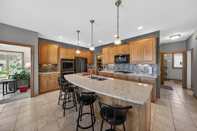 904 Bucknell Boulevard SE, Stewartville, MN 55976 - Photo 10