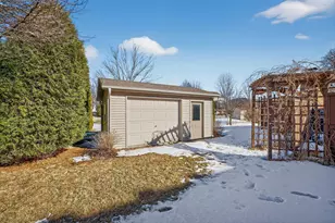 904 Bucknell Blvd SE, Stewartville, MN 55976 - Photo 52