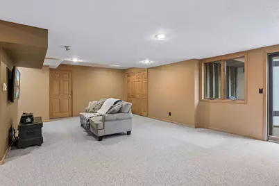 230 Plainview Drive, River Falls, WI 54022 - Photo 26