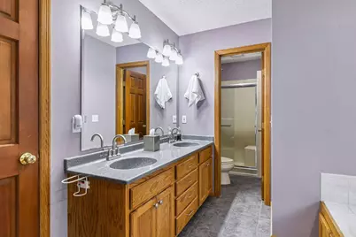 230 Plainview Drive, River Falls, WI 54022 - Photo 20