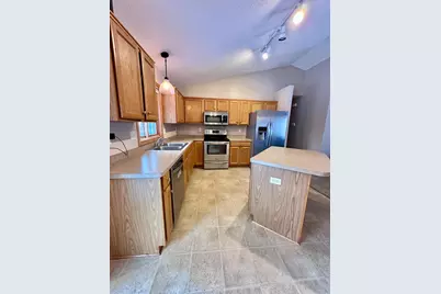 23582 Eidelweiss Street NW, Saint Francis, MN 55070 - Photo 10