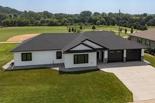 416 Brubaker Dr, Saint Charles, MN 55972 - Photo 1