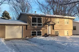 201 N 8th St, Kiester, MN 56051 - Photo 1