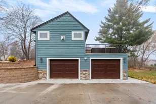 1108 Quebec Ave N, Golden Valley, MN 55427 - Photo 2